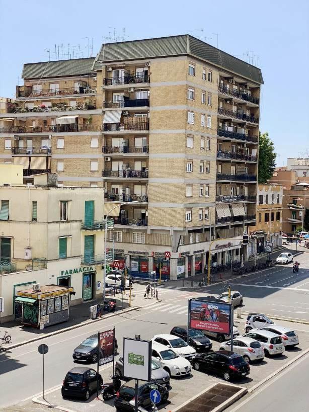 The Italian House In Rome A Pochi Passi Dalla Metro A מראה חיצוני תמונה